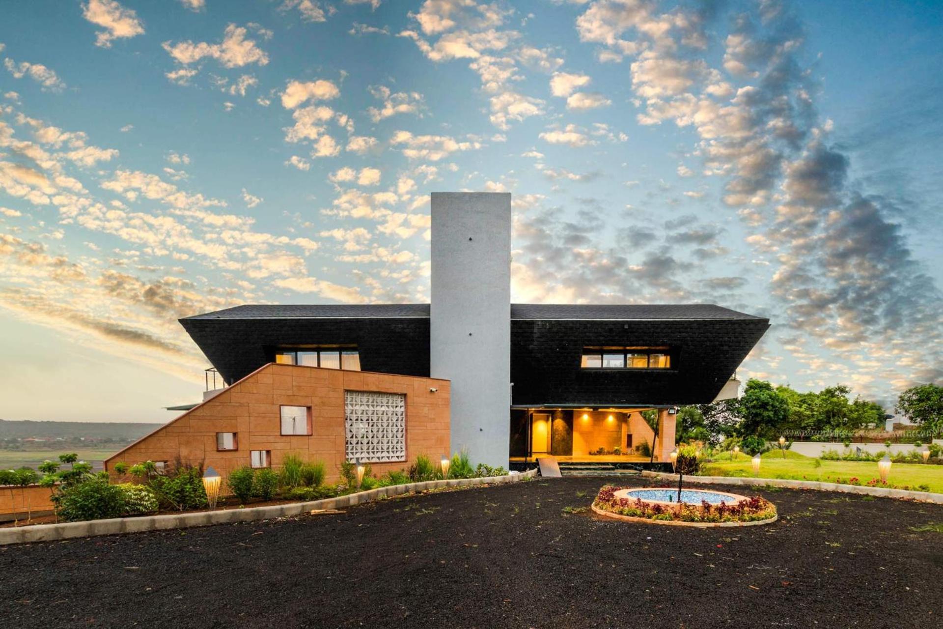 Pearl Lakeview Mansion: Luxurious Lakeside Villa with Infinity Pool and Entertainment Igatpuri Exterior photo